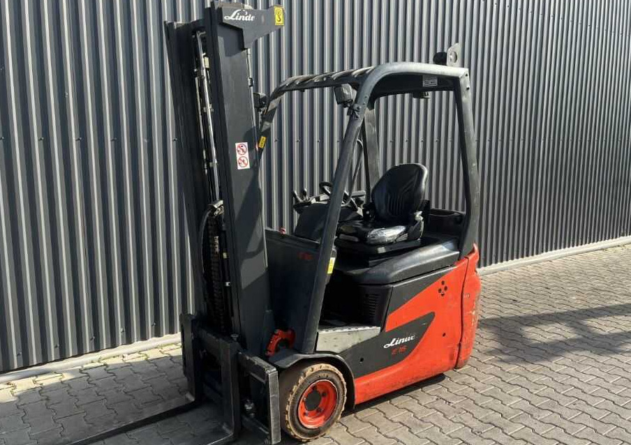 Linde E16C - Elektrikli forklift: fotoğraf 1 Linde E16C - Elektrikli forklift: fotoğraf 1