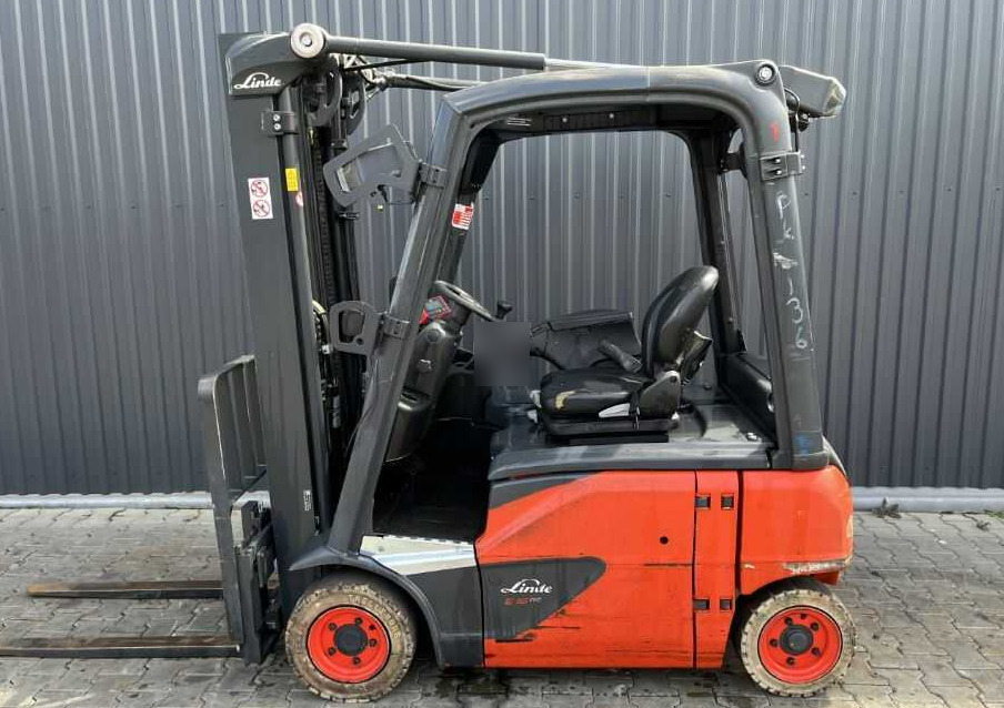Linde E16P-02 - Elektrikli forklift: fotoğraf 2 Linde E16P-02 - Elektrikli forklift: fotoğraf 2