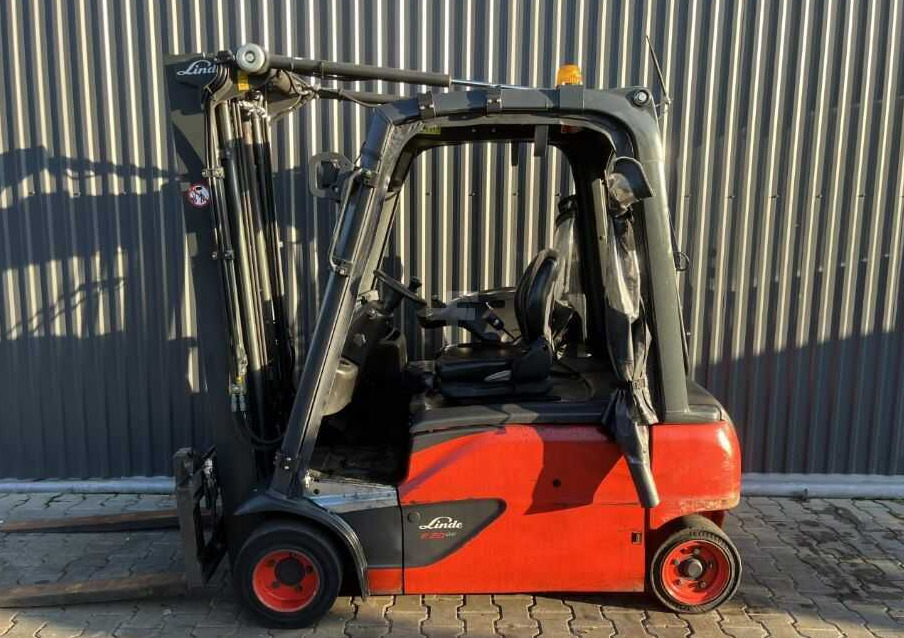 Linde E20PL-02 - Elektrikli forklift: fotoğraf 2 Linde E20PL-02 - Elektrikli forklift: fotoğraf 2