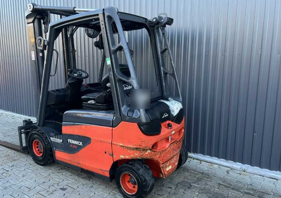 Linde E25-01 - Elektrikli forklift: fotoğraf 3 Linde E25-01 - Elektrikli forklift: fotoğraf 3