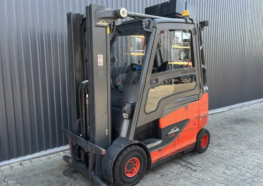 Linde E25H-01/600 - Elektrikli forklift: fotoğraf 1 Linde E25H-01/600 - Elektrikli forklift: fotoğraf 1