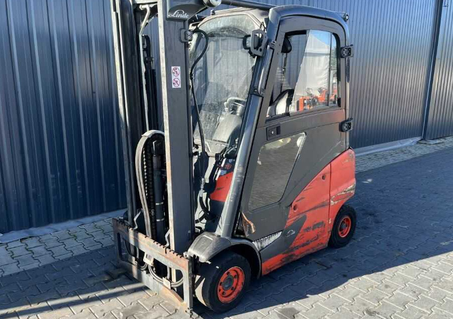 Linde H18T-01 - LPG forklift: fotoğraf 1 Linde H18T-01 - LPG forklift: fotoğraf 1