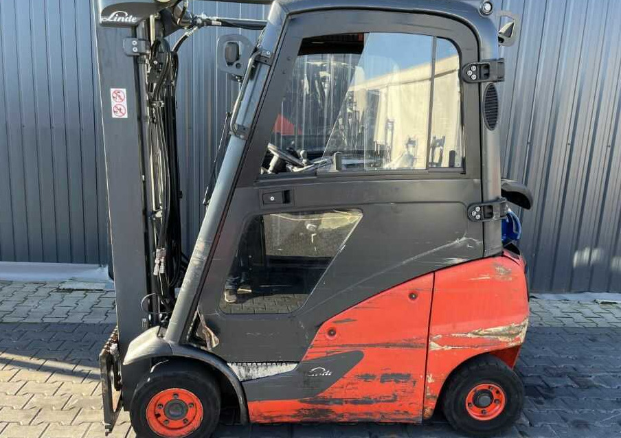 Linde H18T-01 - LPG forklift: fotoğraf 2 Linde H18T-01 - LPG forklift: fotoğraf 2