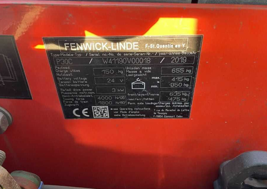 Linde P30C - Akülü çekici: fotoğraf 3 Linde P30C - Akülü çekici: fotoğraf 3