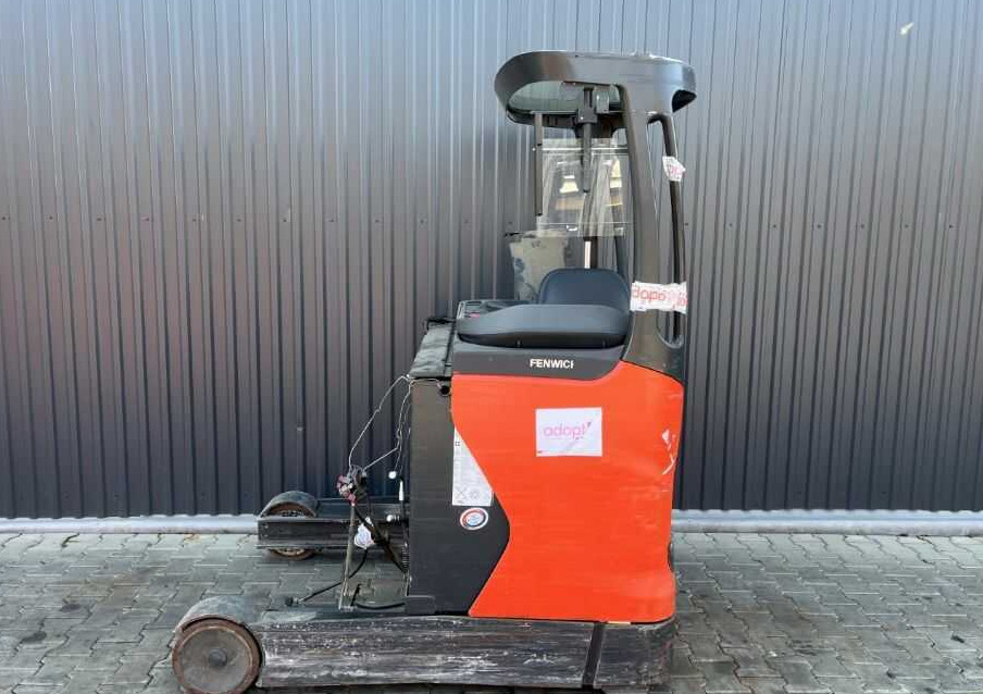 Linde R14HD-01 - Reach truck: fotoğraf 2 Linde R14HD-01 - Reach truck: fotoğraf 2