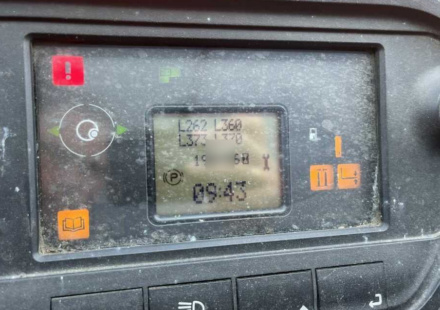 Linde R16HD-01 - Reach truck: fotoğraf 5 Linde R16HD-01 - Reach truck: fotoğraf 5