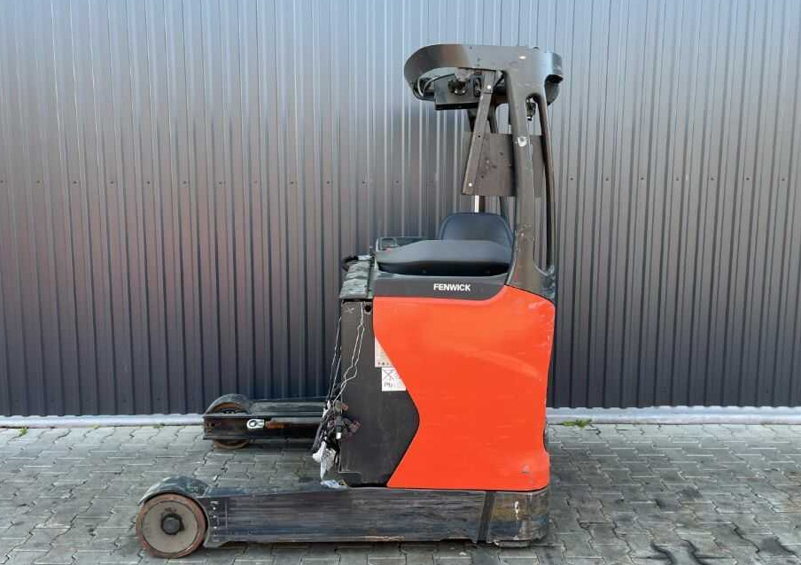 Linde R16HD-01 - Reach truck: fotoğraf 2 Linde R16HD-01 - Reach truck: fotoğraf 2