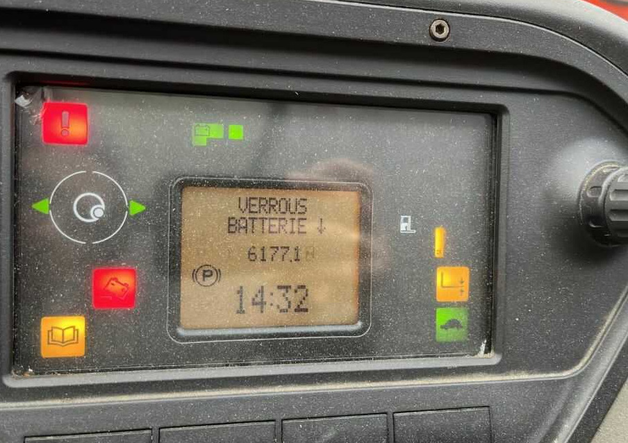 Linde R16HD-01 - Reach truck: fotoğraf 5 Linde R16HD-01 - Reach truck: fotoğraf 5