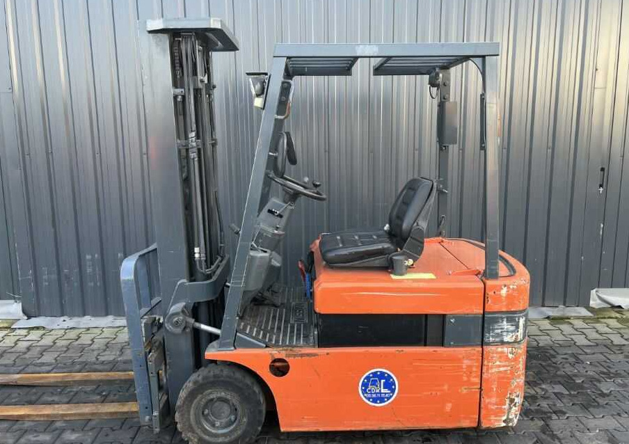 Nissan GN01L16U - Elektrikli forklift: fotoğraf 2 Nissan GN01L16U - Elektrikli forklift: fotoğraf 2