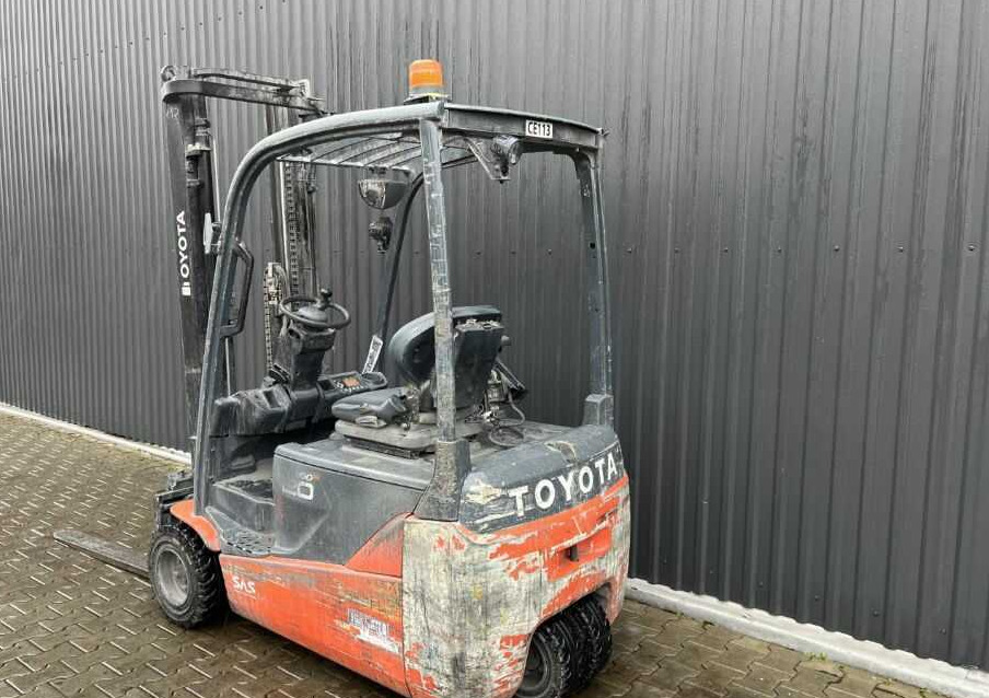 Toyota 8FBE20T - Elektrikli forklift: fotoğraf 3 Toyota 8FBE20T - Elektrikli forklift: fotoğraf 3