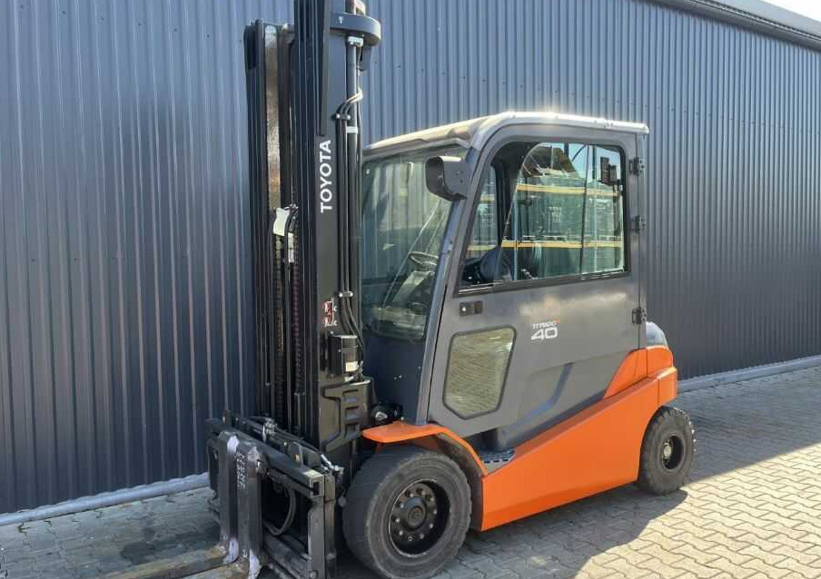 Toyota 8FBMT40 - Elektrikli forklift: fotoğraf 1 Toyota 8FBMT40 - Elektrikli forklift: fotoğraf 1