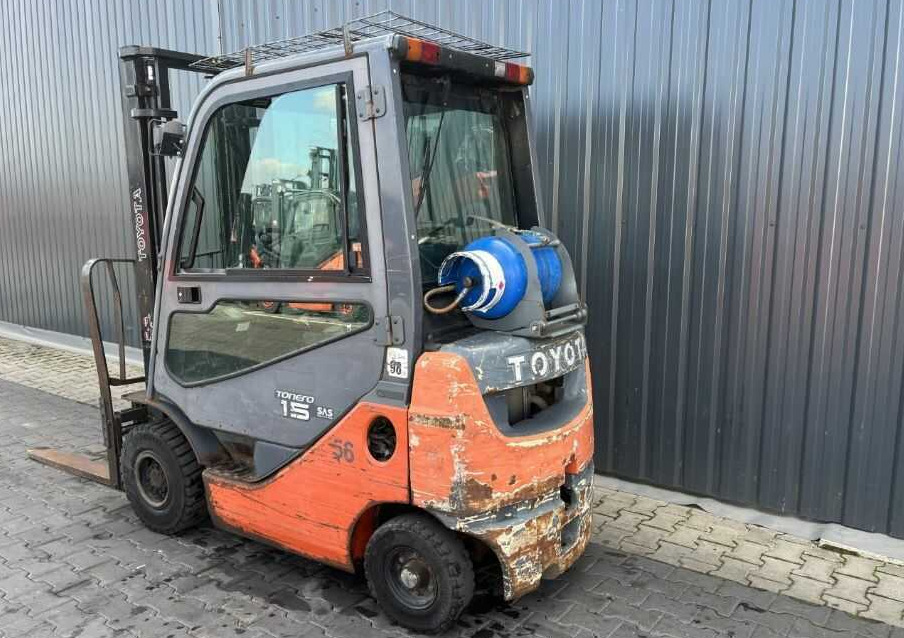 Toyota 8FGF15 - LPG forklift: fotoğraf 3 Toyota 8FGF15 - LPG forklift: fotoğraf 3