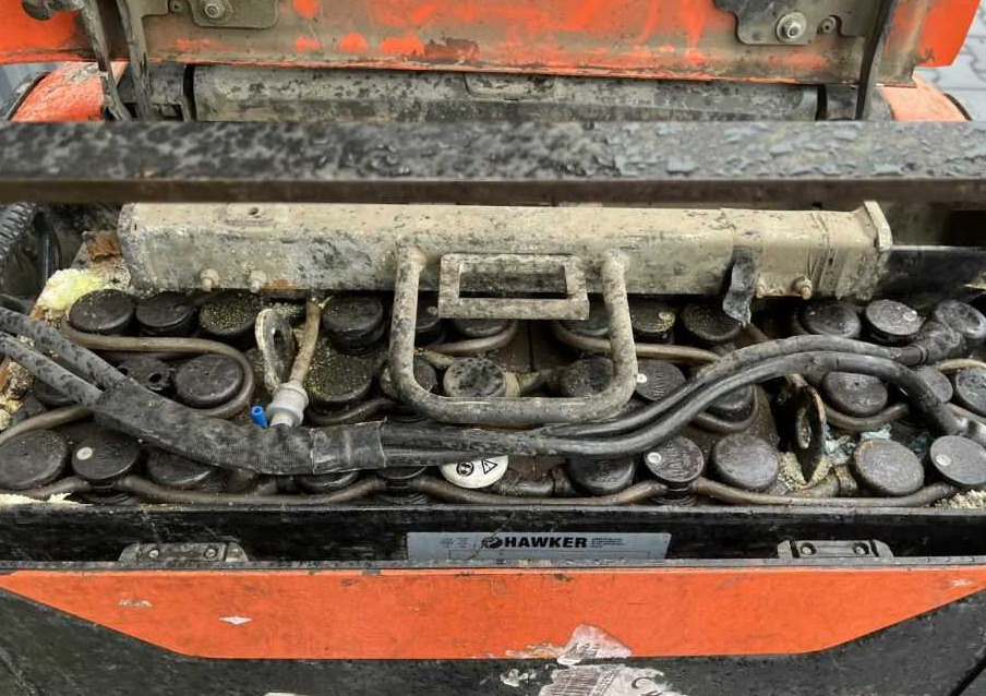 Toyota LPE200 - Kullanılan transpalet: fotoğraf 5 Toyota LPE200 - Kullanılan transpalet: fotoğraf 5