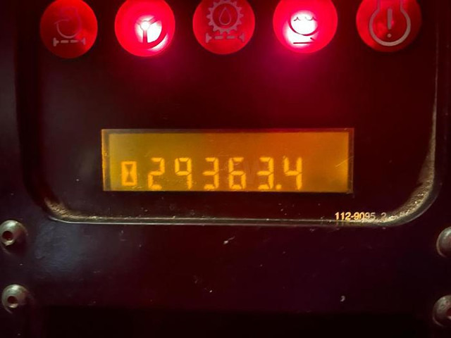 Damper Caterpillar 771D: fotoğraf 12 Damper Caterpillar 771D: fotoğraf 12