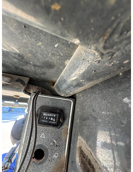 Gehl 1640 - Mini yükleyici: fotoğraf 3 Gehl 1640 - Mini yükleyici: fotoğraf 3