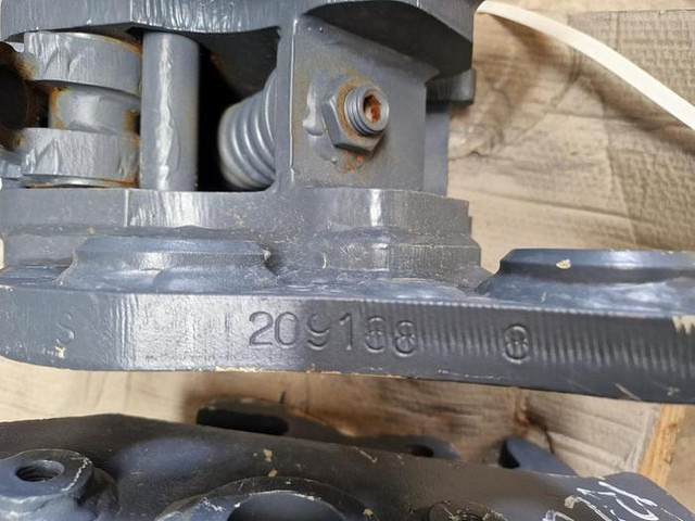 Kubota U27 - İş makinaları: fotoğraf 4 Kubota U27 - İş makinaları: fotoğraf 4
