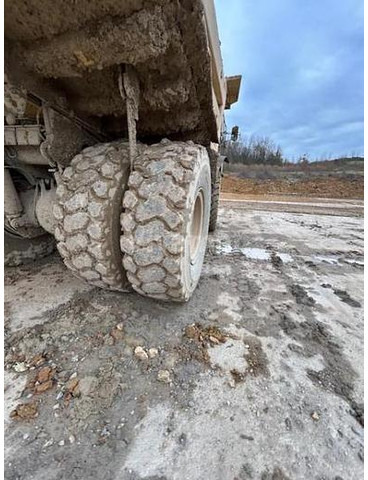 Komatsu HD605-7 - Damper: fotoğraf 3 Komatsu HD605-7 - Damper: fotoğraf 3
