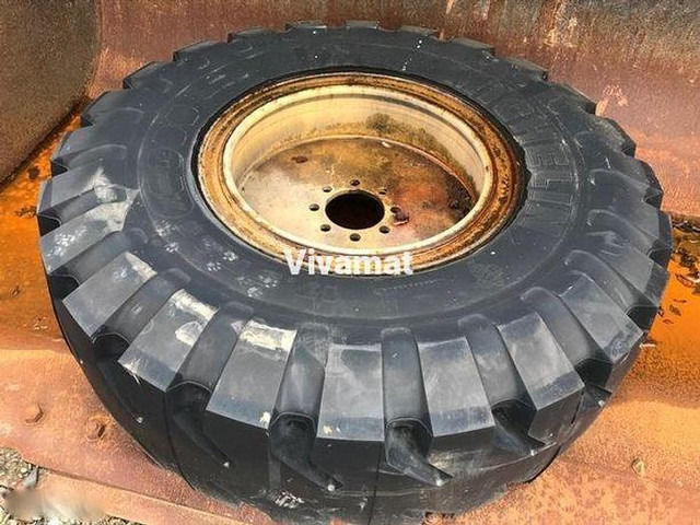 Michelin 17,5 R 25 Xmine D2 - Lastikler ve jantlar: fotoğraf 4 Michelin 17,5 R 25 Xmine D2 - Lastikler ve jantlar: fotoğraf 4