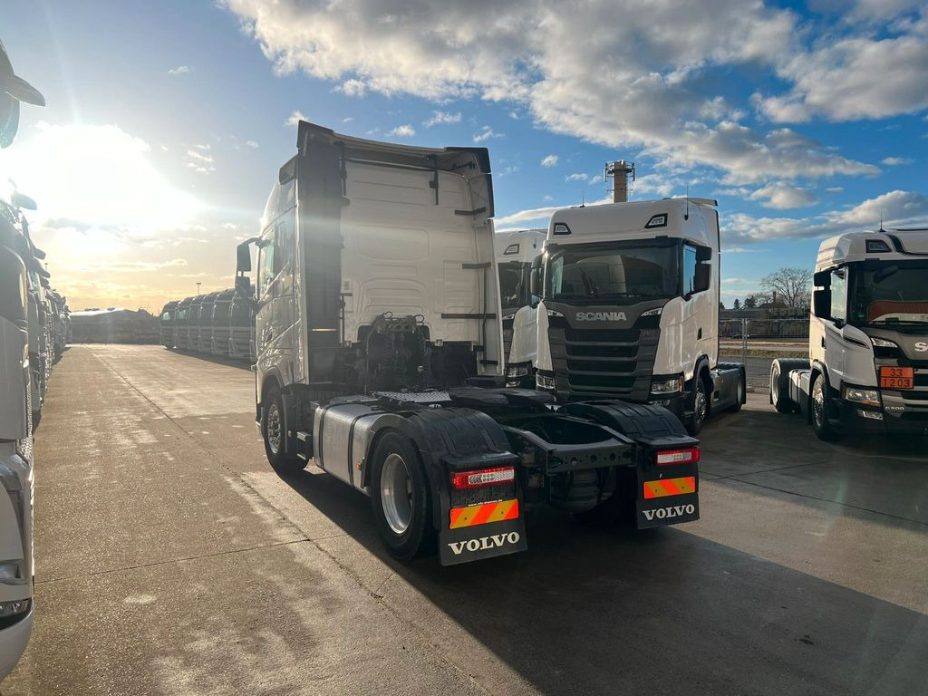 Volvo FH 500 * GLOBETROTTER * 2x TANK * - Çekici: fotoğraf 4 Volvo FH 500 * GLOBETROTTER * 2x TANK * - Çekici: fotoğraf 4