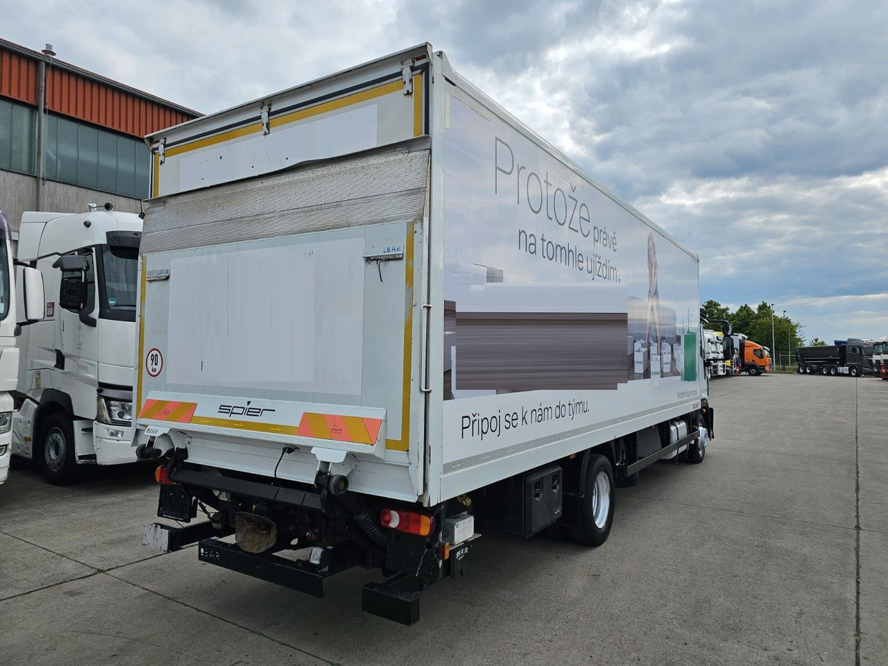 Iveco EURO-CARGO 120E25 * SCHLAFKABINE * BÄR 1,5 T * - Kapalı kasa kamyon: fotoğraf 4 Iveco EURO-CARGO 120E25 * SCHLAFKABINE * BÄR 1,5 T * - Kapalı kasa kamyon: fotoğraf 4