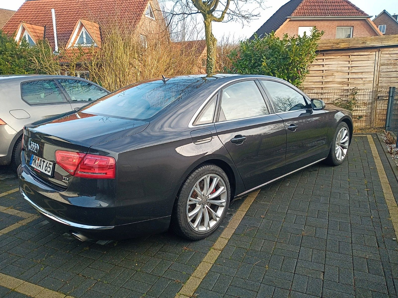 Audi A8 4.2 TDI tiptronic quattro - Sedan araba: fotoğraf 2 Audi A8 4.2 TDI tiptronic quattro - Sedan araba: fotoğraf 2