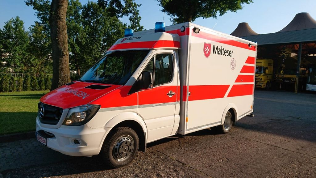 Mercedes-Benz Sprinter 519 / ATM 0km 4x on Stock - Ambulans arabası: fotoğraf 1 Mercedes-Benz Sprinter 519 / ATM 0km 4x on Stock - Ambulans arabası: fotoğraf 1