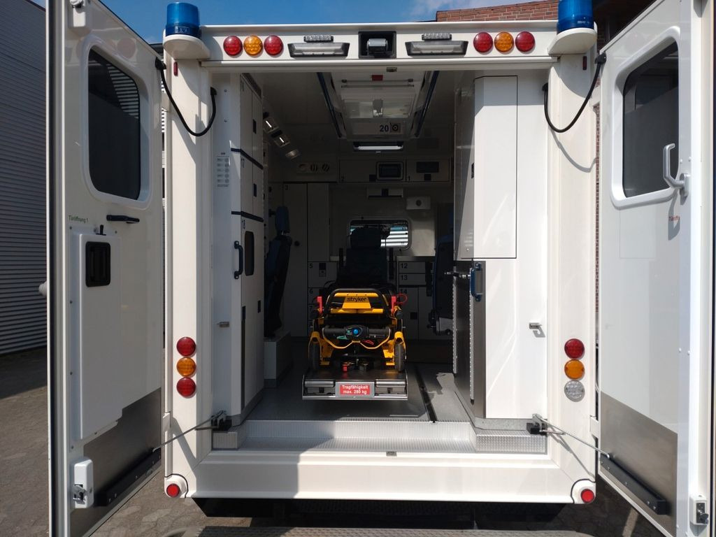 Mercedes-Benz Sprinter 519 / ATM 0km 4x on Stock - Ambulans arabası: fotoğraf 5 Mercedes-Benz Sprinter 519 / ATM 0km 4x on Stock - Ambulans arabası: fotoğraf 5