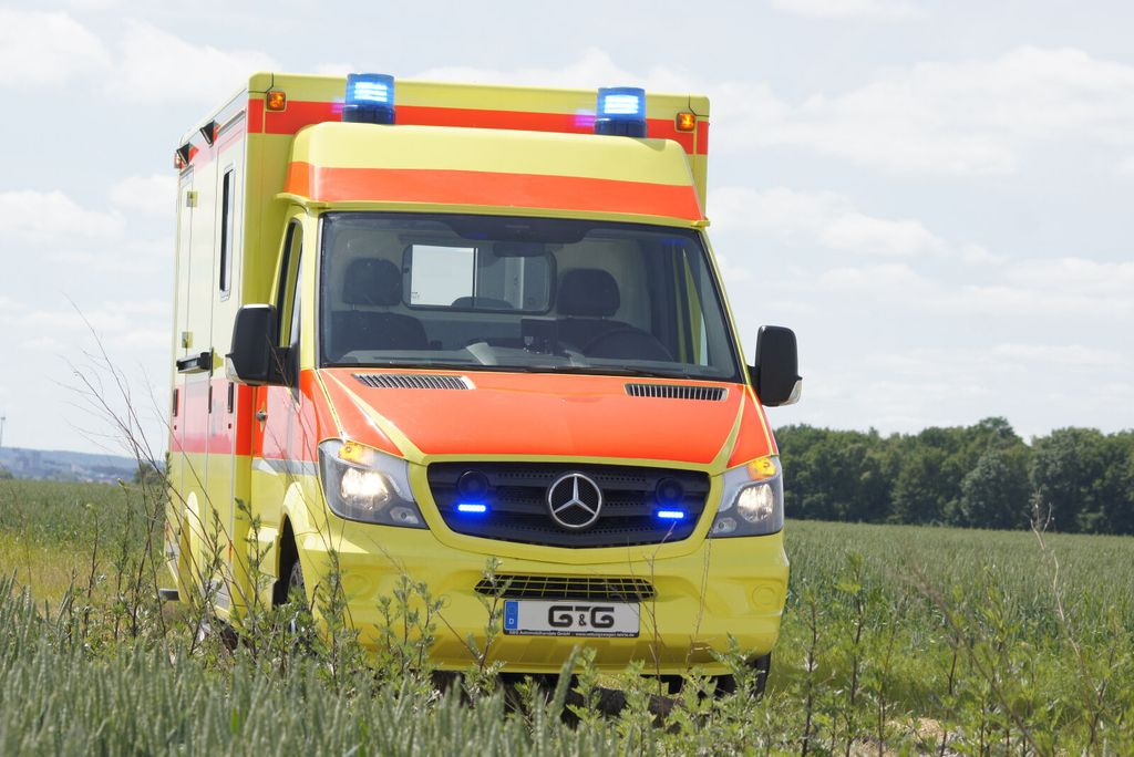 Mercedes-Benz Sprinter 519 // Mod. 2017 // 1 J Garantie // Mercedes-Benz Sprinter 519 // Mod. 2017 // 1 J Garantie // - Ambulans arabası: fotoğraf 2 Mercedes-Benz Sprinter 519 // Mod. 2017 // 1 J Garantie // Mercedes-Benz Sprinter 519 // Mod. 2017 // 1 J Garantie // - Ambulans arabası: fotoğraf 2