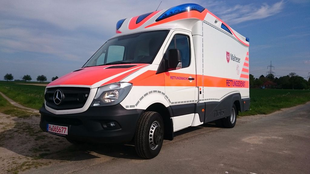 Mercedes-Benz Tigis Mod 2016 wie neu Mercedes-Benz Tigis Mod 2016 wie neu - Ambulans arabası: fotoğraf 5 Mercedes-Benz Tigis Mod 2016 wie neu Mercedes-Benz Tigis Mod 2016 wie neu - Ambulans arabası: fotoğraf 5