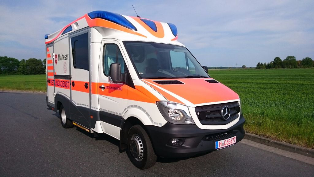 Mercedes-Benz Tigis Mod 2016 wie neu Mercedes-Benz Tigis Mod 2016 wie neu - Ambulans arabası: fotoğraf 4 Mercedes-Benz Tigis Mod 2016 wie neu Mercedes-Benz Tigis Mod 2016 wie neu - Ambulans arabası: fotoğraf 4
