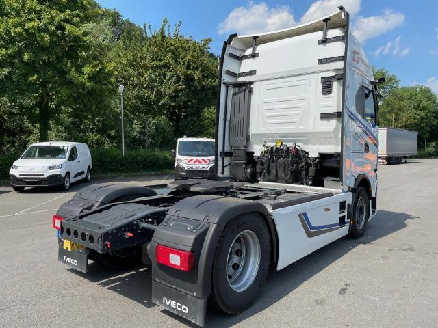 Iveco S-Way AS440S50T/P Euro6 Intarder Klima Navi ZV - Çekici: fotoğraf 4 Iveco S-Way AS440S50T/P Euro6 Intarder Klima Navi ZV - Çekici: fotoğraf 4