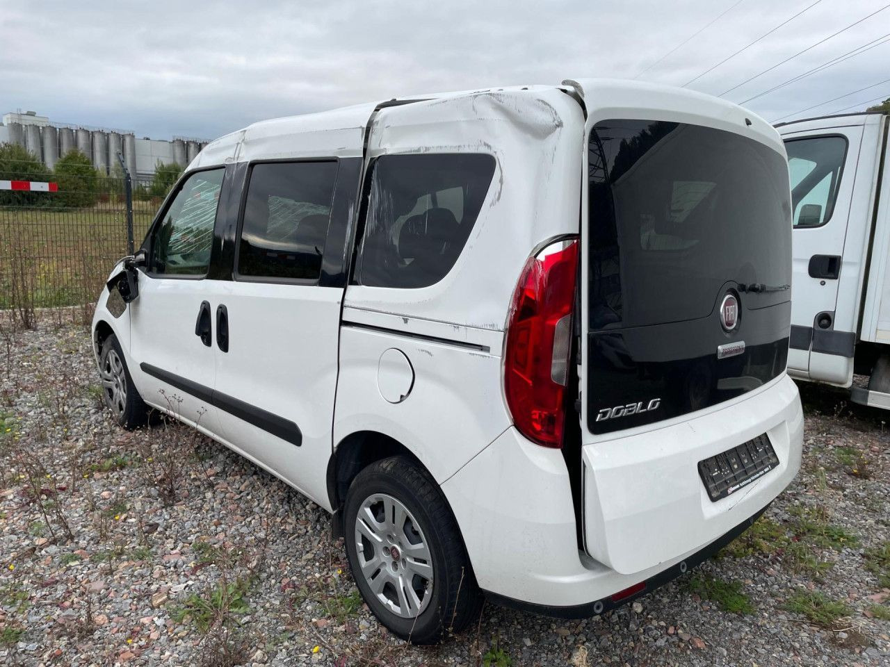 Fiat Doblo Maxi 1.6 M-Jet Euro6 Klima ZV - Minivan: fotoğraf 5 Fiat Doblo Maxi 1.6 M-Jet Euro6 Klima ZV - Minivan: fotoğraf 5