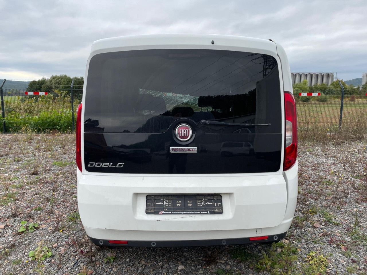 Fiat Doblo Maxi 1.6 M-Jet Euro6 Klima ZV - Minivan: fotoğraf 4 Fiat Doblo Maxi 1.6 M-Jet Euro6 Klima ZV - Minivan: fotoğraf 4