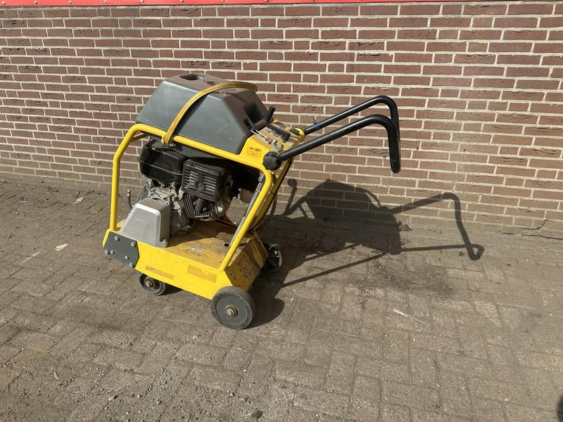 WACKER NEUSON BFS 1345 - Asfalt döşeme aracı: fotoğraf 2 WACKER NEUSON BFS 1345 - Asfalt döşeme aracı: fotoğraf 2