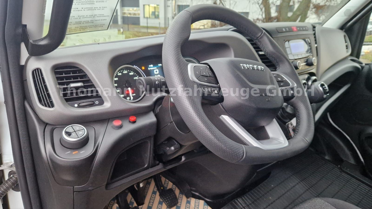 Iveco Daily 70C18H Pritsche Plane 1000KG LBW Luftfeder Iveco Daily 70C18H Pritsche Plane 1000KG LBW Luftfeder - Tenteli kamyonet: fotoğraf 4 Iveco Daily 70C18H Pritsche Plane 1000KG LBW Luftfeder Iveco Daily 70C18H Pritsche Plane 1000KG LBW Luftfeder - Tenteli kamyonet: fotoğraf 4