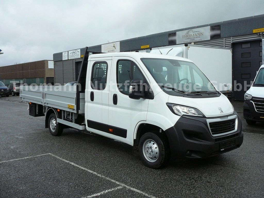 Peugeot Boxer Pritsche 7 Sitzer Klimaaut. Luftfederung - Açık kasa kamyonet, Çift kabin kamyonet: fotoğraf 1 Peugeot Boxer Pritsche 7 Sitzer Klimaaut. Luftfederung - Açık kasa kamyonet, Çift kabin kamyonet: fotoğraf 1