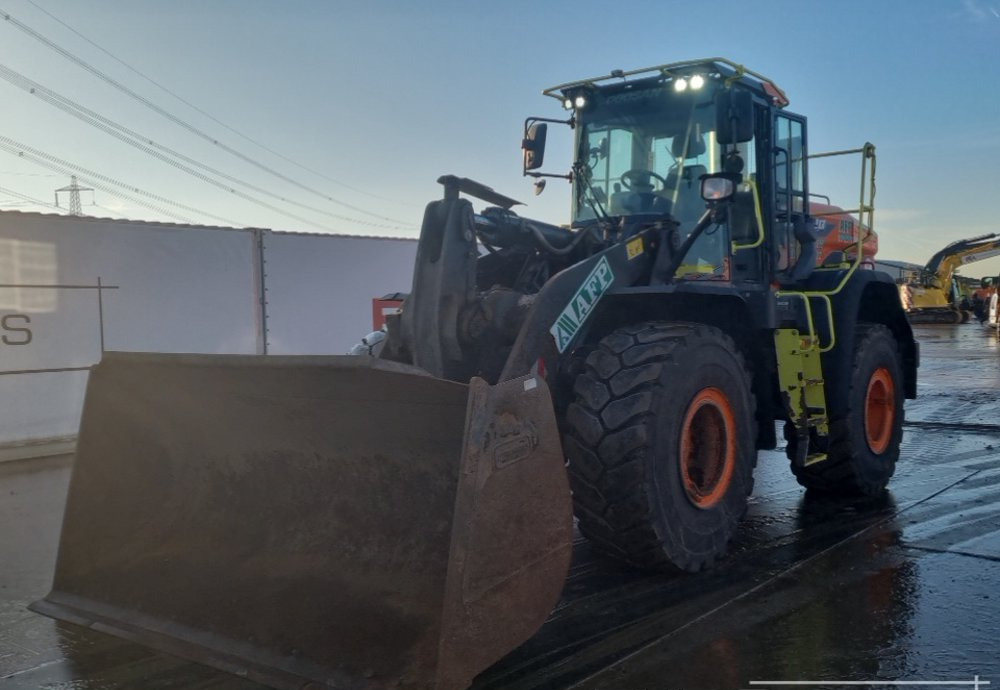DOOSAN DL 320-7 - Tekerlekli yükleyici: fotoğraf 1 DOOSAN DL 320-7 - Tekerlekli yükleyici: fotoğraf 1
