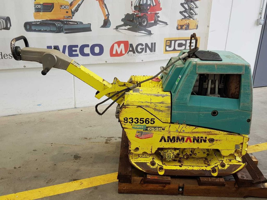Ammann APH 6530 Rüttelplatte / 539kg / 2018 / Diesel Ammann APH 6530 Rüttelplatte / 539kg / 2018 / Diesel - Titreşimli kompaktör: fotoğraf 2 Ammann APH 6530 Rüttelplatte / 539kg / 2018 / Diesel Ammann APH 6530 Rüttelplatte / 539kg / 2018 / Diesel - Titreşimli kompaktör: fotoğraf 2
