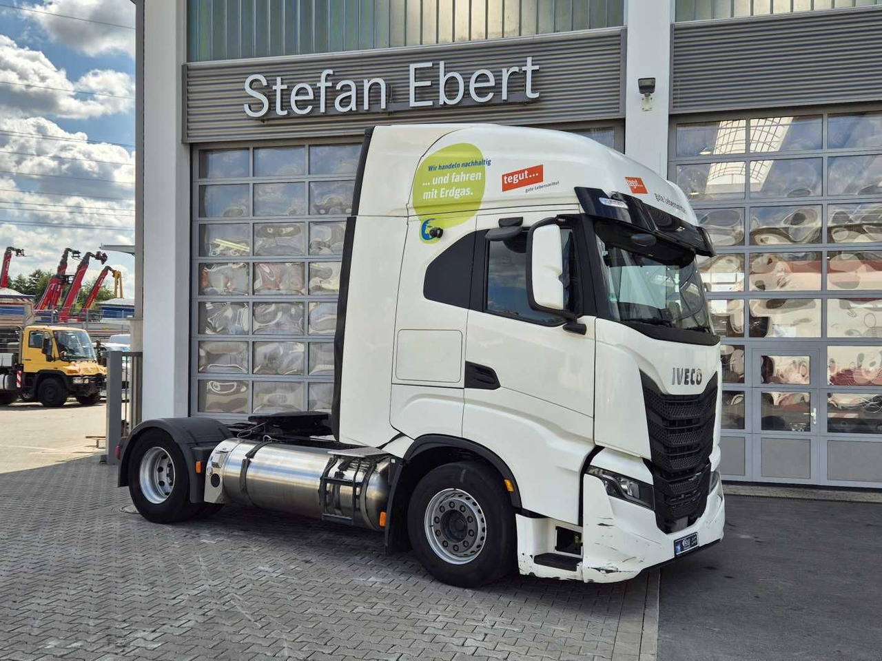 Iveco S-Way AS440S46 NG Intarder Abbiegeassistent - Çekici: fotoğraf 3 Iveco S-Way AS440S46 NG Intarder Abbiegeassistent - Çekici: fotoğraf 3