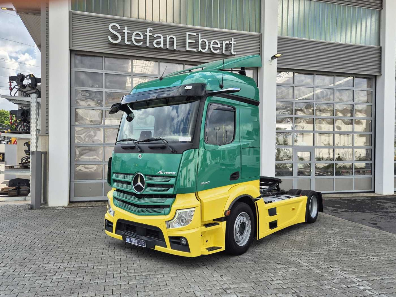 Mercedes-Benz Actros 1840 LSnRL Retarder Hubsattelplatte Xenon - Çekici: fotoğraf 1 Mercedes-Benz Actros 1840 LSnRL Retarder Hubsattelplatte Xenon - Çekici: fotoğraf 1