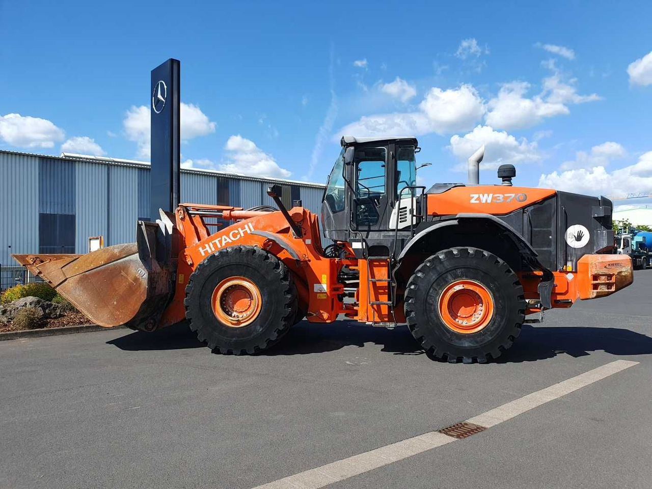 Hitachi ZW 370-5B / nur 6.820h ! / 2014 / Schaufel - Tekerlekli yükleyici: fotoğraf 2 Hitachi ZW 370-5B / nur 6.820h ! / 2014 / Schaufel - Tekerlekli yükleyici: fotoğraf 2