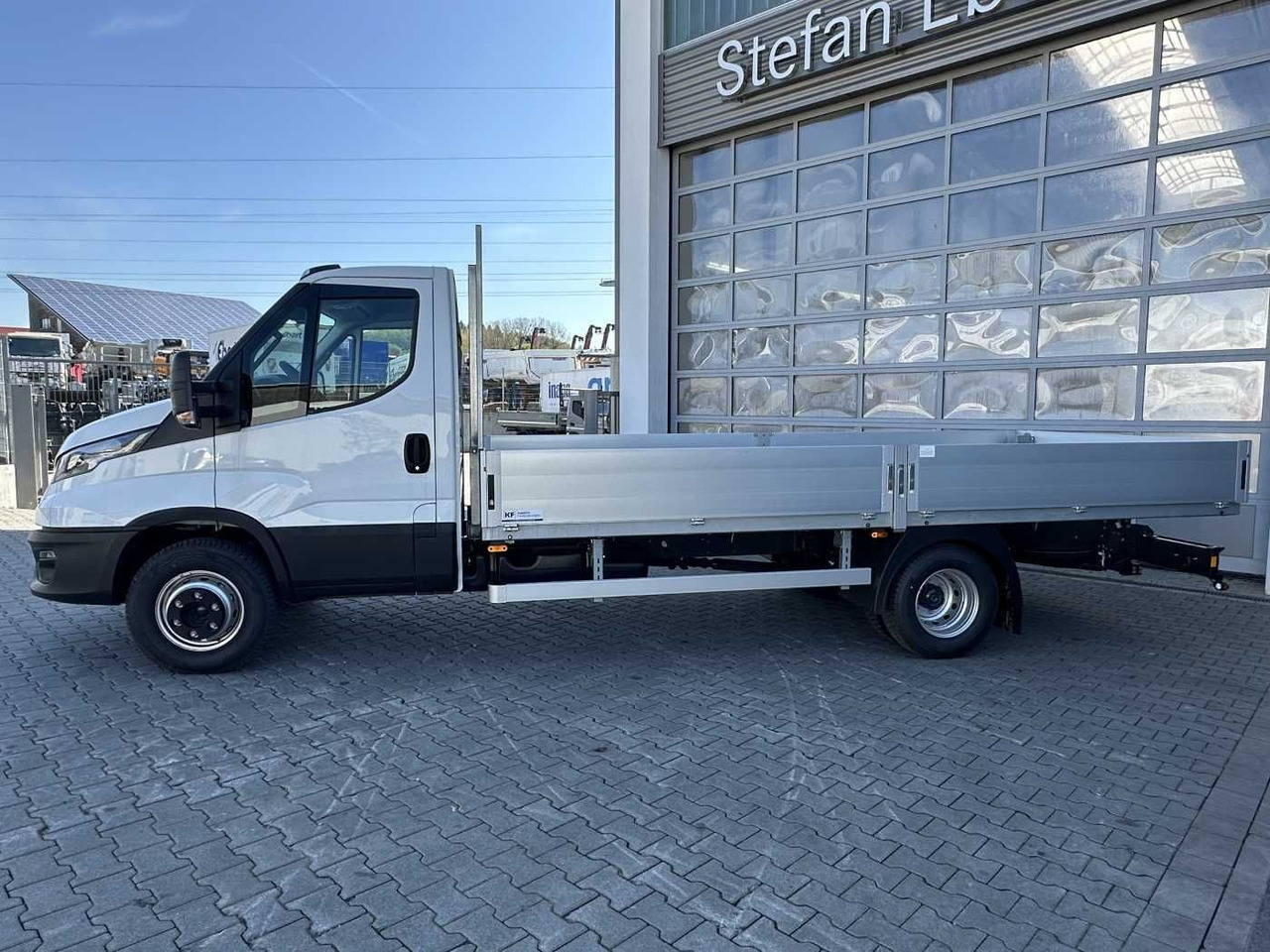 Iveco 60C16H 3.0L *R4.350mm*AHK*3-Sitze*Klima* - Açık kasa kamyonet: fotoğraf 2 Iveco 60C16H 3.0L *R4.350mm*AHK*3-Sitze*Klima* - Açık kasa kamyonet: fotoğraf 2