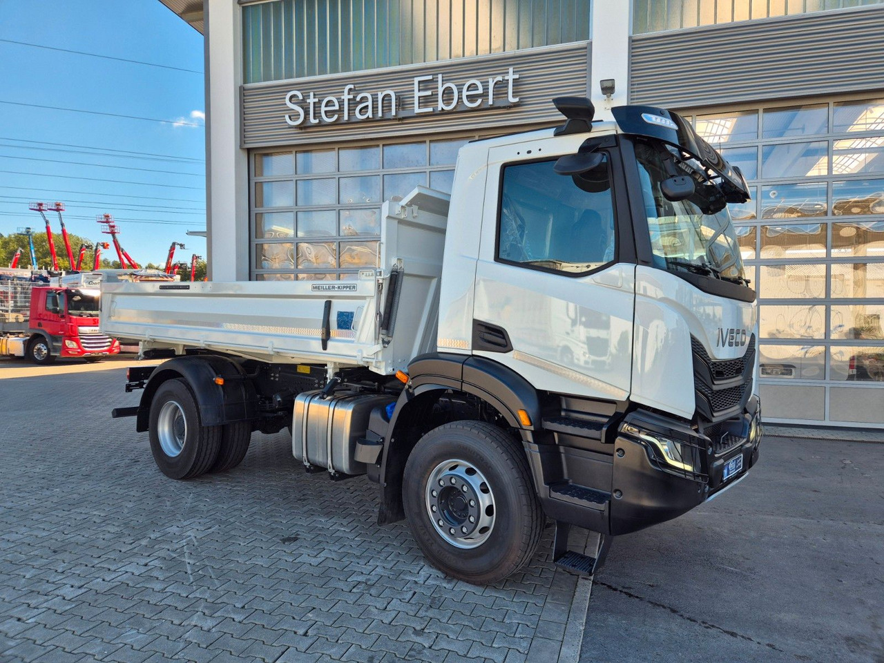 Iveco AD200X46 HR OFF Meiller 3-S.-Kipper *MirrorCam* - Damperli kamyon: fotoğraf 5 Iveco AD200X46 HR OFF Meiller 3-S.-Kipper *MirrorCam* - Damperli kamyon: fotoğraf 5