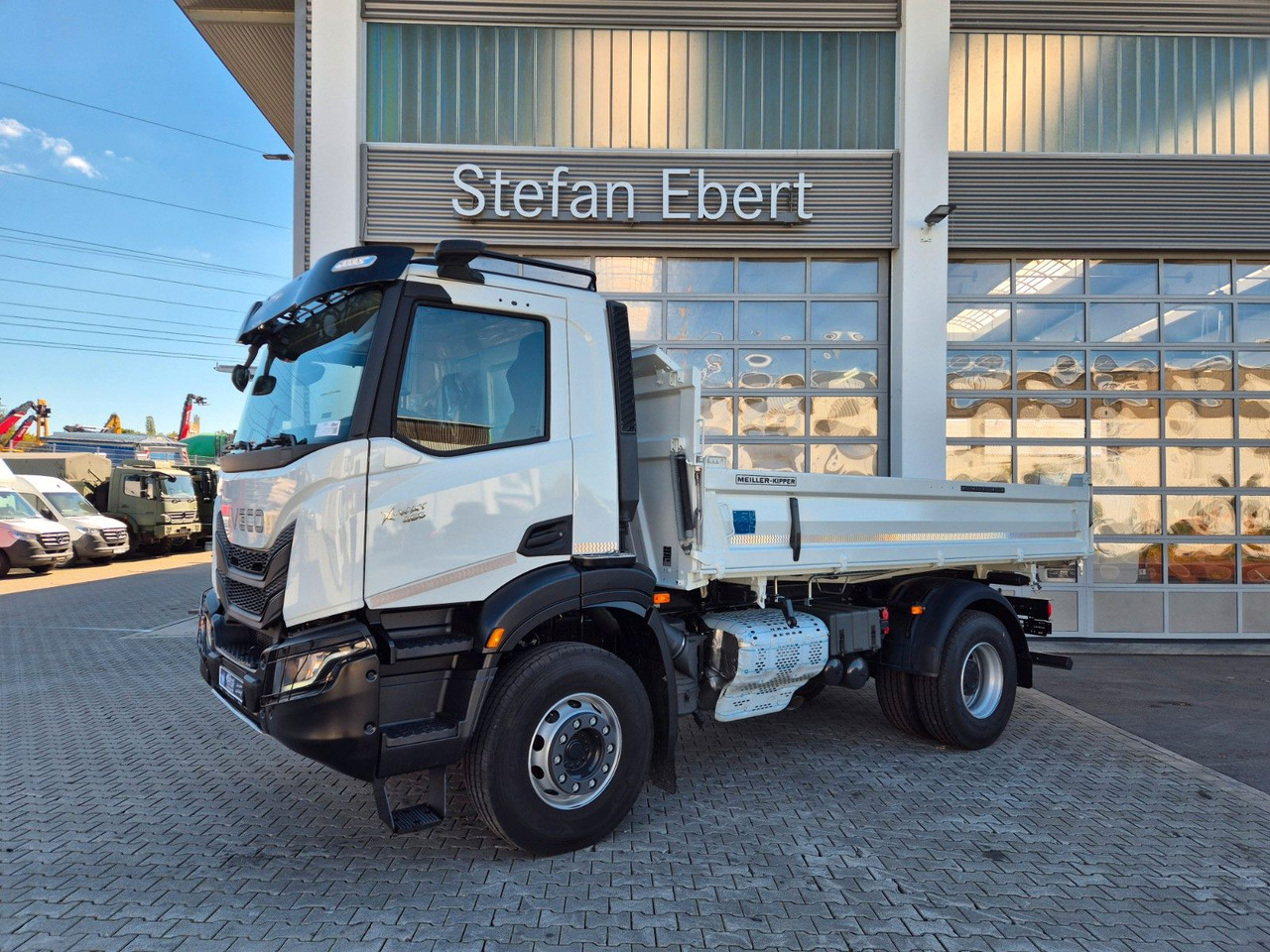Iveco AD200X46 HR OFF Meiller 3-S.-Kipper *MirrorCam* - Damperli kamyon: fotoğraf 4 Iveco AD200X46 HR OFF Meiller 3-S.-Kipper *MirrorCam* - Damperli kamyon: fotoğraf 4