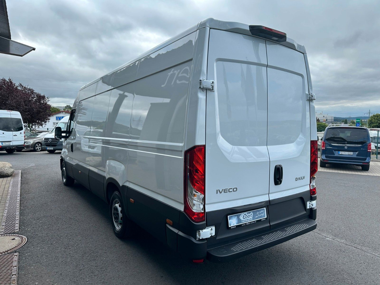 Iveco Daily 35S16 HA8 3.0L *R4.100mm*Automatik*Kamera* - Panelvan: fotoğraf 4 Iveco Daily 35S16 HA8 3.0L *R4.100mm*Automatik*Kamera* - Panelvan: fotoğraf 4