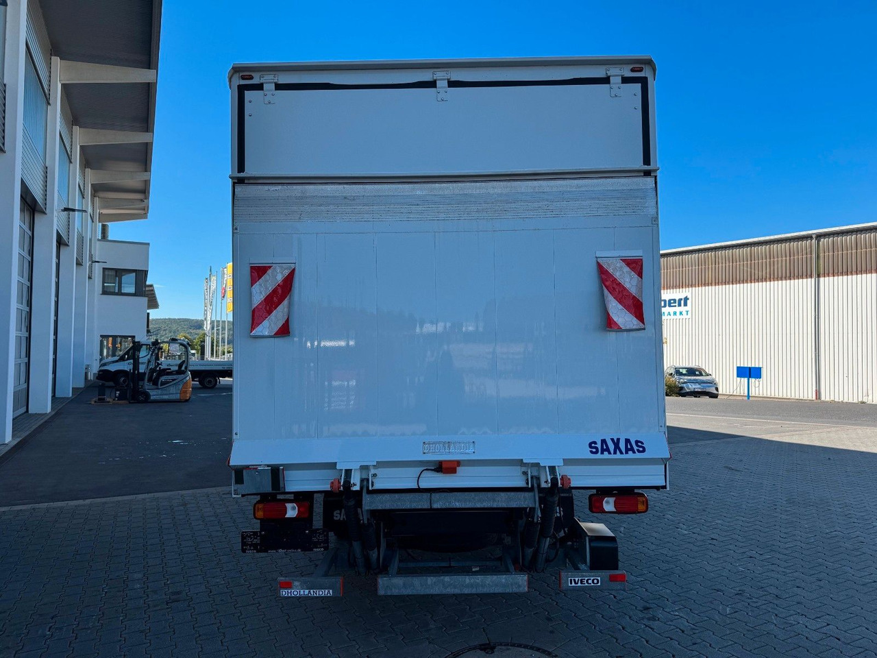 Iveco Daily 70C18 A8 *Koffer*LBW*Automatik* - Kapalı kasa kamyonet: fotoğraf 4 Iveco Daily 70C18 A8 *Koffer*LBW*Automatik* - Kapalı kasa kamyonet: fotoğraf 4