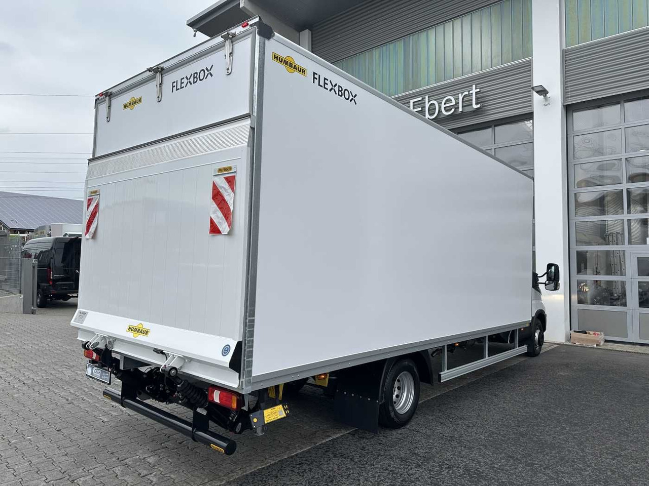 Iveco Daily 70C18 HA8 *R5.100mm*LBW*Luft*Automatik* - Kapalı kasa kamyonet: fotoğraf 5 Iveco Daily 70C18 HA8 *R5.100mm*LBW*Luft*Automatik* - Kapalı kasa kamyonet: fotoğraf 5