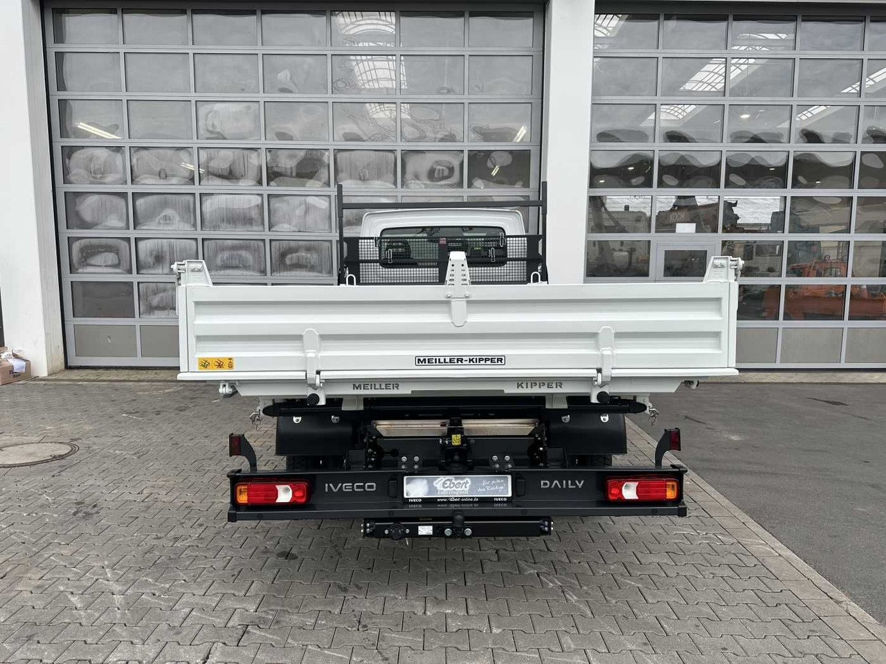 Iveco Daily 70C18H 3-S.-Kipper *R3.750mm*2xAHK* - Damperli kamyonet: fotoğraf 5 Iveco Daily 70C18H 3-S.-Kipper *R3.750mm*2xAHK* - Damperli kamyonet: fotoğraf 5