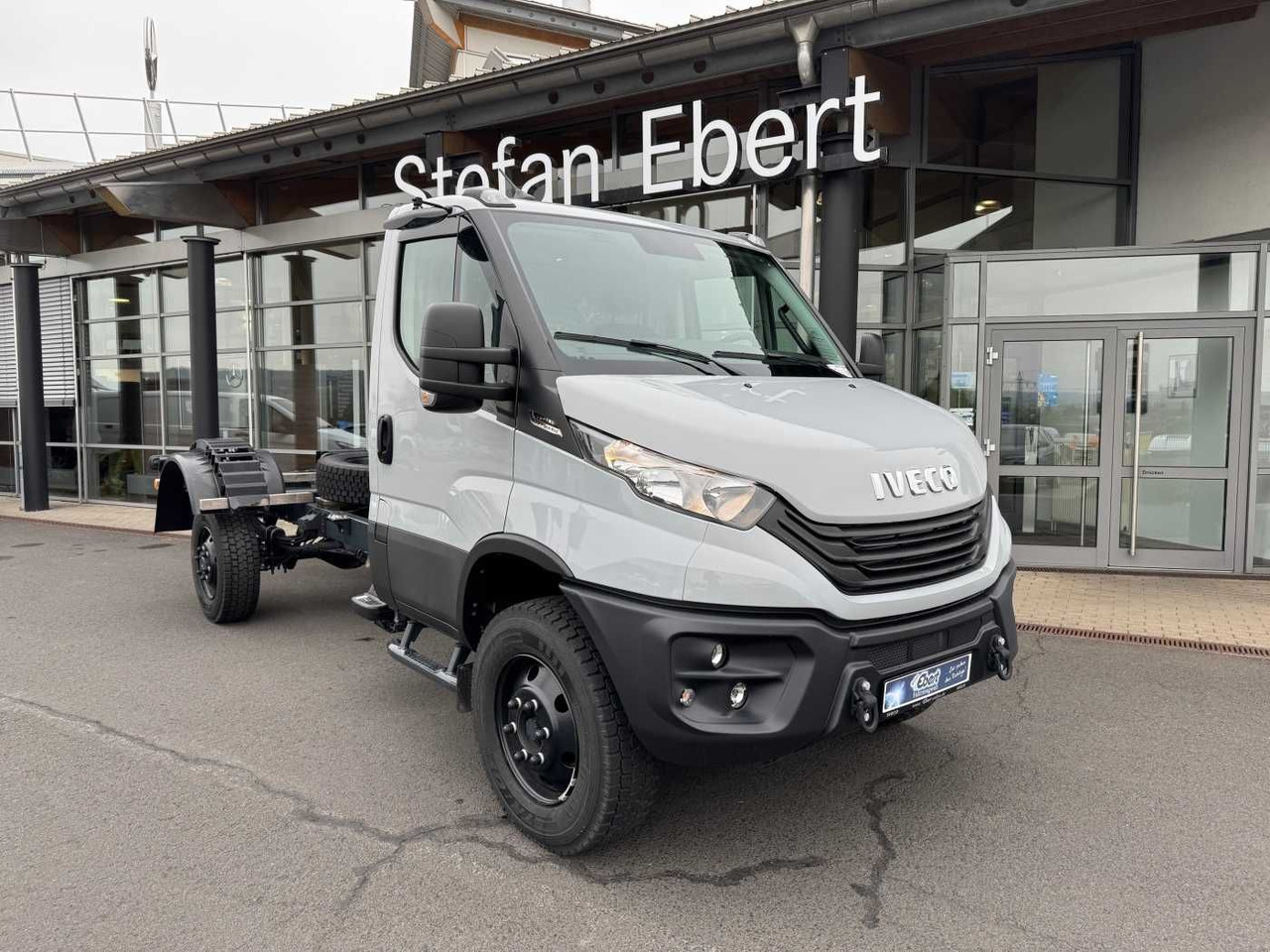Iveco Daily 70S18 WX *4x4*Sperre*4.175mm* - Şasi kamyon: fotoğraf 1 Iveco Daily 70S18 WX *4x4*Sperre*4.175mm* - Şasi kamyon: fotoğraf 1