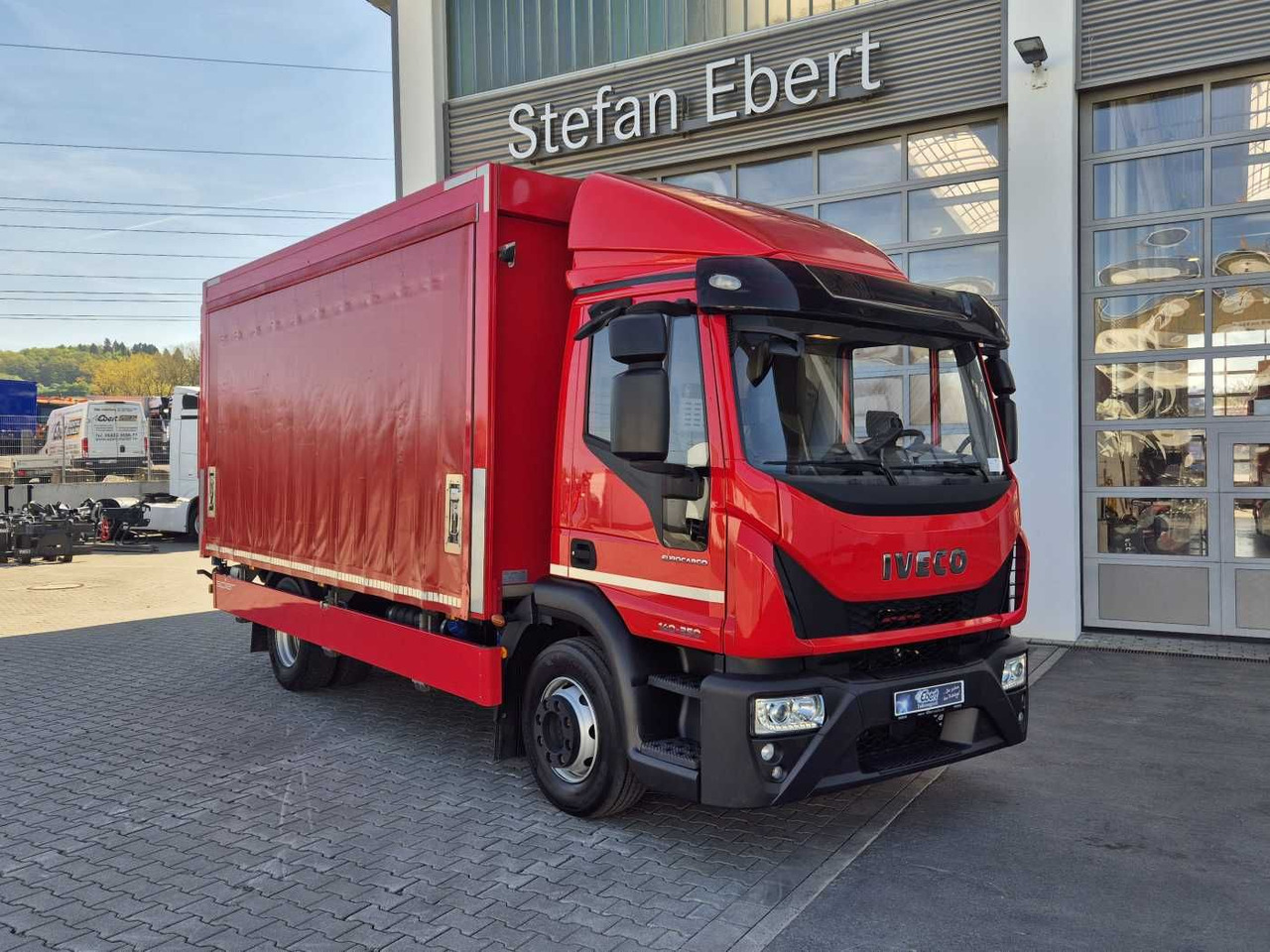 Iveco Eurocargo ML140E25/P Schiebeplanen LBW 1.500kg - Taşınması içecek kamyon: fotoğraf 3 Iveco Eurocargo ML140E25/P Schiebeplanen LBW 1.500kg - Taşınması içecek kamyon: fotoğraf 3